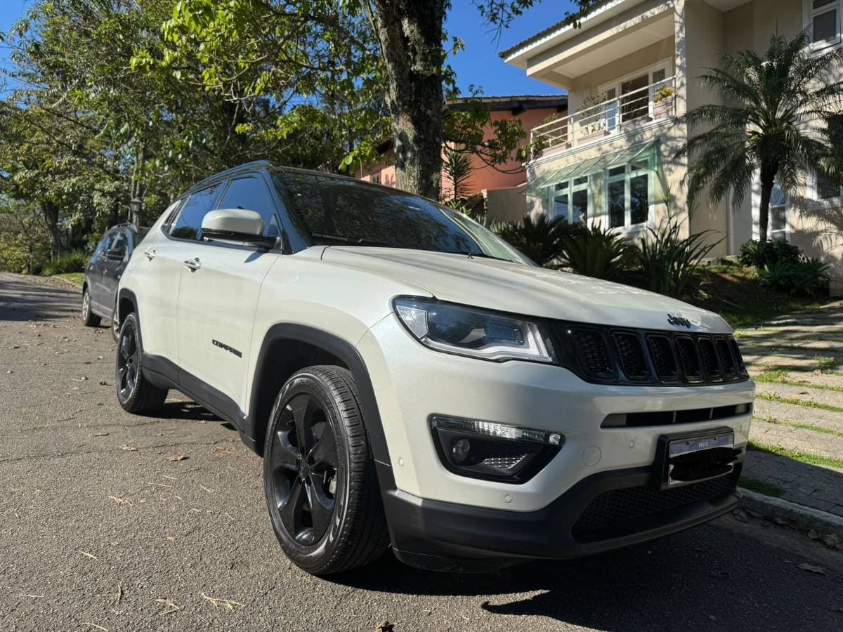 JEEP COMPASS LONGITUDE 4X2 2.0 16V AT6 4P FLEX