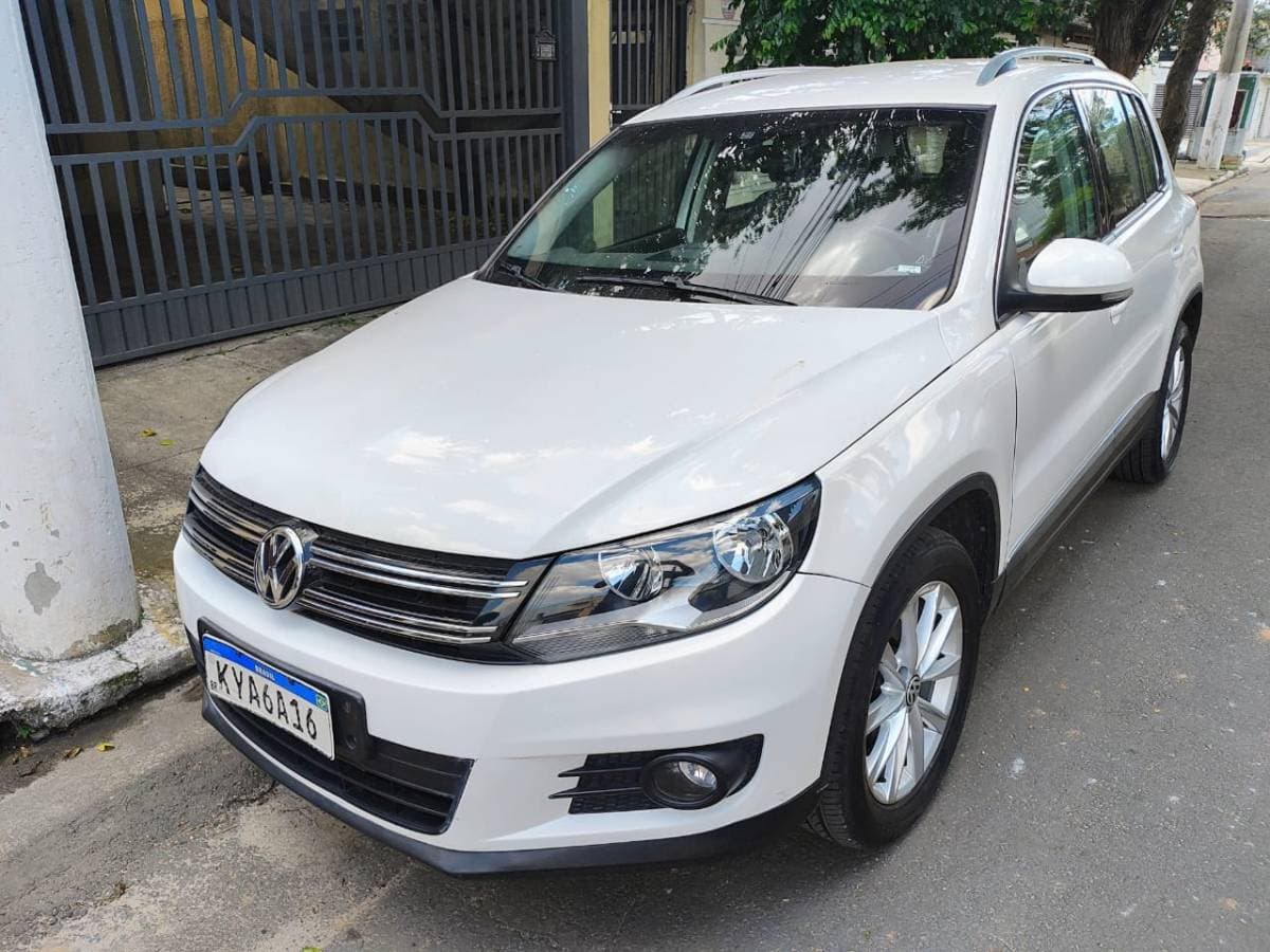 VOLKSWAGEN TIGUAN 4MOTION 2.0 TSI TIP 4P